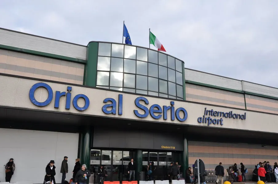 Airport Orio al Serio Airport — exterior view