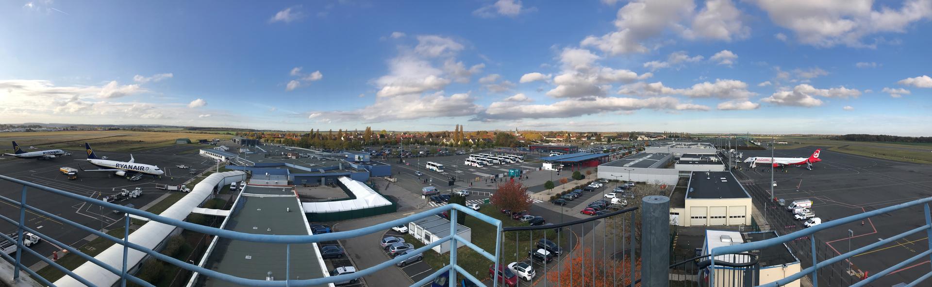 Airport Paris Beauvais Airport — exterior view