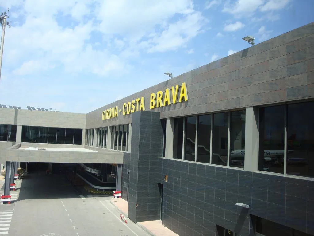 Airport Girona Airport — exterior view