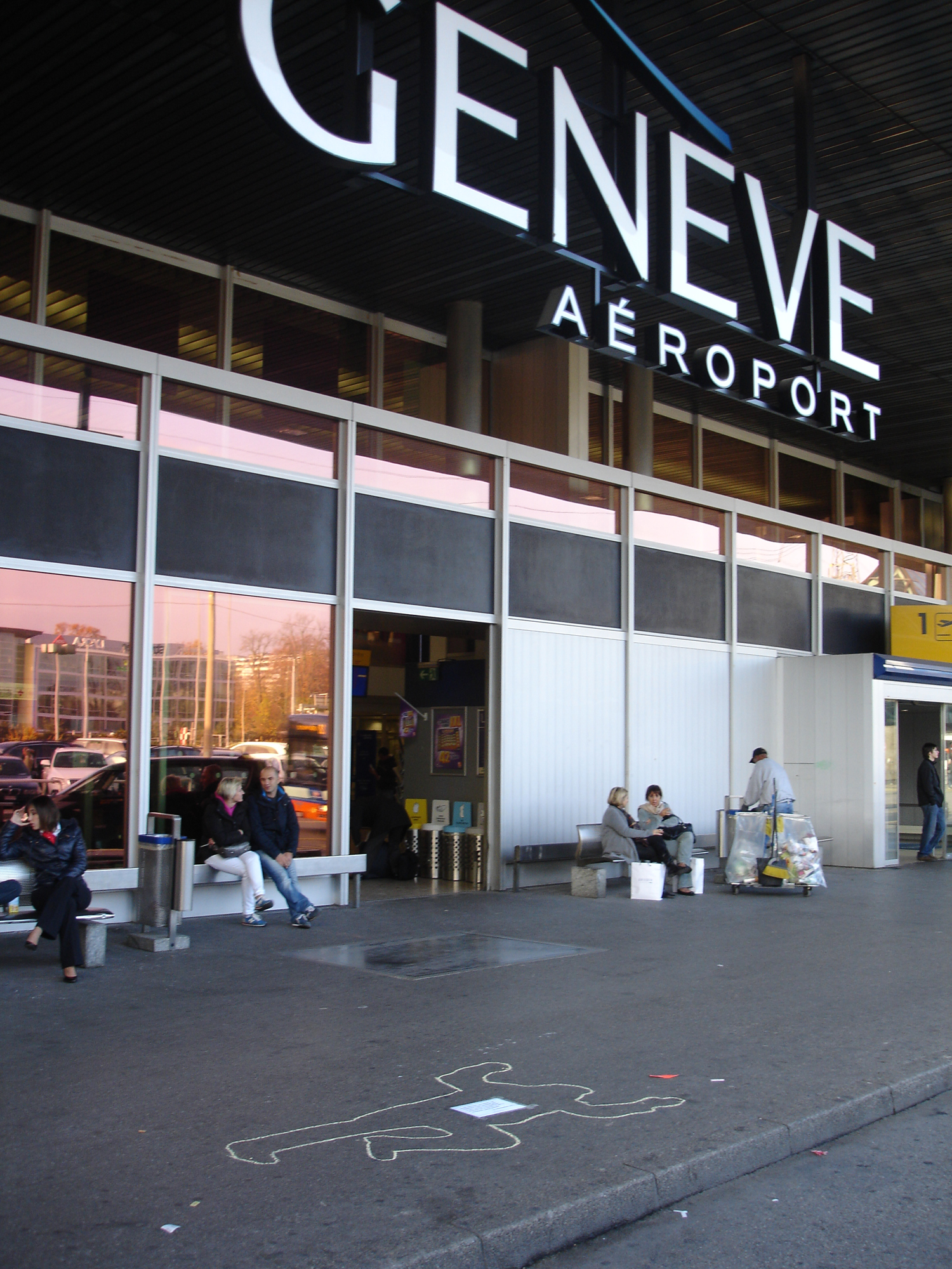 Airport Geneva Airport — exterior view