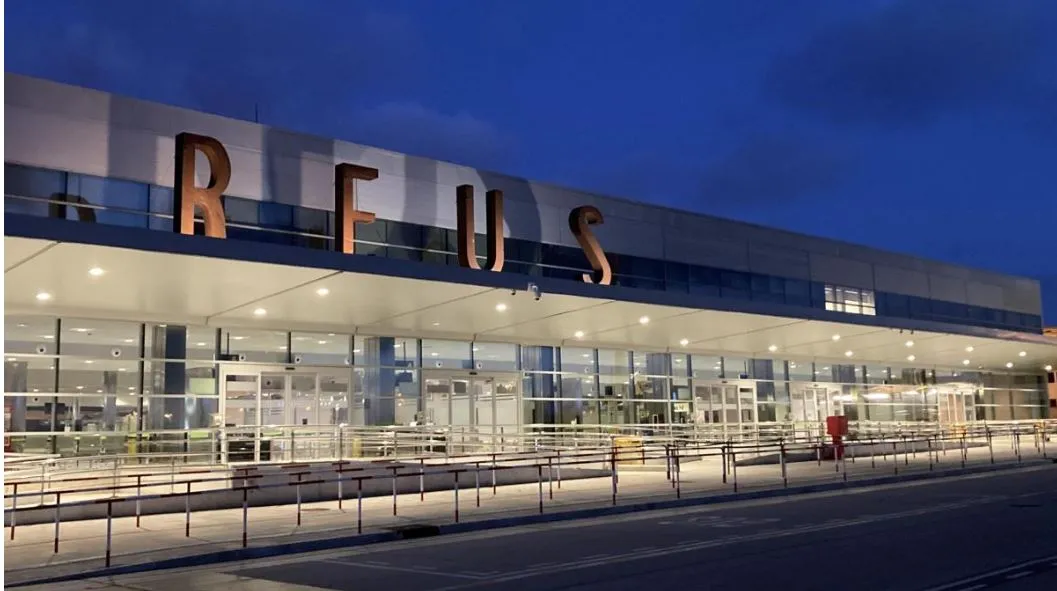 Airport Reus Airport — exterior view